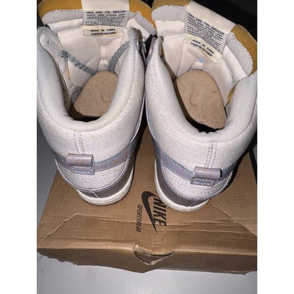 Nike women’s dunk sky high silver 6.5Y - Picture 5 of 9